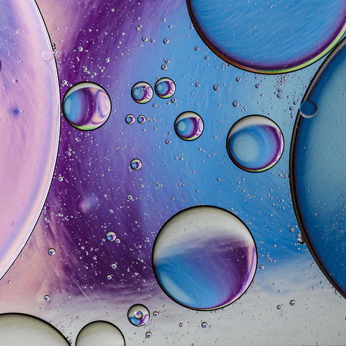 blue and purple glassy bubble effect